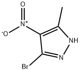 3-bromo-5-methyl-4-nitro-1H-pyrazole 结构式