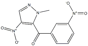 (2-methyl-4-nitropyrazol-3-yl)-(3-nitrophenyl)methanone 结构式