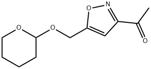 1-(5-(((Tetrahydro-2H-pyran-2-yl)oxy)methyl)isoxazol-3-yl)ethanone 结构式