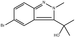 2-(5-溴-2-甲基-2H-吲唑-3-基)丙-2-醇 结构式