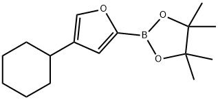 4-(Cyclohexyl)furan-2-boronic acid pinacol ester 结构式