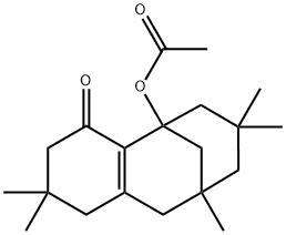 5,5,9,11,11-pentamethyl-3-oxotricyclo[7.3.1.0~2,7~]tridec-2(7)-en-1-yl acetate 结构式