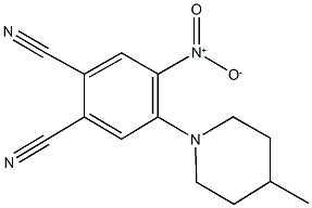 4-nitro-5-(4-methyl-1-piperidinyl)phthalonitrile 结构式