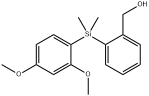 2-{(2,4-二甲氧基苯基)二甲基硅烷}苄醇 结构式