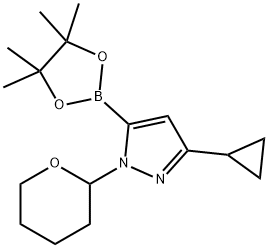 3-环丙基-1-(四氢-2H-吡喃-2-基)-5-(4,4,5,5-四甲基-1,3,2-二氧硼杂环戊烷-2-基)-1H-吡唑 结构式