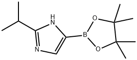 2-isopropyl-4-(4,4,5,5-tetramethyl-1,3,2-dioxaborolan-2-yl)-1H-imidazole 结构式