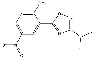 4-nitro-2-[3-(propan-2-yl)-1,2,4-oxadiazol-5-yl]aniline 结构式