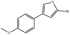 2-Bromo-4-(4-methoxyphenyl)furan 结构式