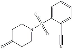 2-[(4-oxopiperidine-1-)sulfonyl]benzonitrile 结构式