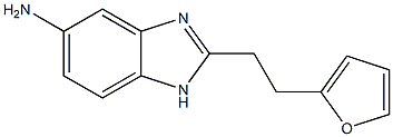 2-[2-(furan-2-yl)ethyl]-1H-1,3-benzodiazol-5-amine 结构式