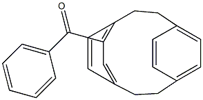 phenyl[tricyclo[8.2.2.2~4,7~]hexadeca-1(12),4,6,10,13,15-hexaen-5-yl]methanone 结构式