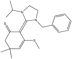 5,5-Dimethyl-2-[(1-benzyl-3-isopropyltetrahydro-1H-imidazol)-2-ylidene]-3-(methylthio)-3-cyclohexene-1-thione 结构式