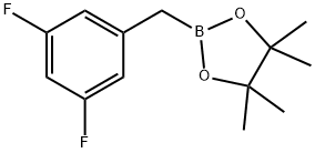 2-[(3,5-二氟苯基)甲基]-4,4,5,5-四甲基-1,3,2-二氧硼烷 结构式