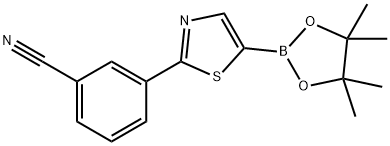2-(3-Cyanophenyl)thiazole-5-boronic acid pinacol ester 结构式