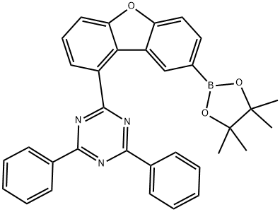 2,4-二苯基-6-[8-(4,4,5,5-四甲基-1,3,2-二氧杂环戊硼烷-2-基)-1-二苯并呋喃基]-1,3,5-三嗪 结构式