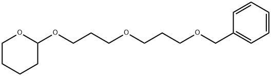 2-{3-[3-(苄氧基)丙氧基]丙氧基}噁烷 结构式