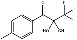 3,3,3-trifluoro-2,2-dihydroxy-1-(4-methylphenyl)propan-1-one 结构式