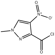 1-甲基-4-硝基-3-吡唑甲酰氯 结构式