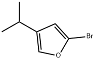 2-溴-4-异丙基呋喃 结构式