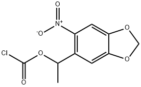 1-(6-硝基苯并[D][1,3]二噁茂-5-基)乙基氯甲酸酯 结构式