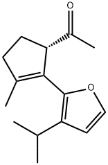 1-[(S)-3-Methyl-2-(3-isopropylfuran-2-yl)-2-cyclopenten-1-yl]ethanone 结构式