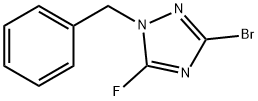 1-苄基-3-溴-5-氟-1H-1,2,4-三唑 结构式