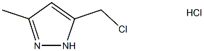 3-(CHLOROMETHYL)-5-METHYL-1H-PYRAZOLE HYDROCHLORIDE 结构式