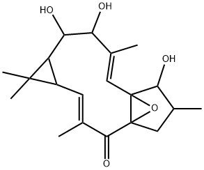 1a,6,7,10,11,11a-Hexahydro-7,10,11-trihydroxy-1,1,3,6,9-pentamethyl-4a,7a-epoxy-5H-cyclopenta[a]cyclopropa[f]cycloundecen-4(1H)-one 结构式