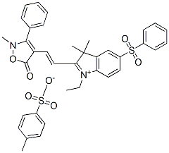 2-[2-(2,5-dihydro-2-methyl-5-oxo-3-phenylisoxazol-4-yl)vinyl]-1-ethyl-3,3-dimethyl-5-(phenylsulphonyl)-3H-indolium toluene-p-sulphonate 结构式