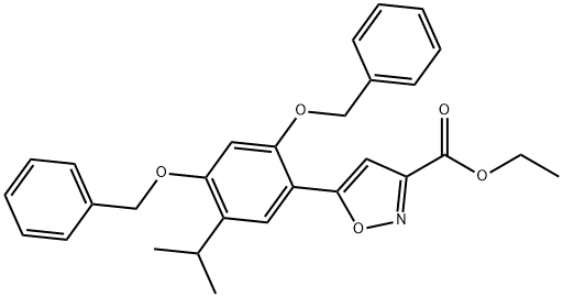 5-[2,4-二(苄氧基)-5-异丙基苯基]异恶唑-3-羧酸乙酯 结构式