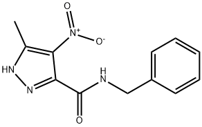 1H-Pyrazole-3-carboxamide, 5-methyl-4-nitro-N-(phenylmethyl)- 结构式