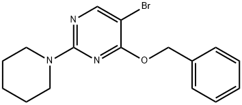 4-苄氧基-5-溴-2-( 1-哌啶)嘧啶 结构式