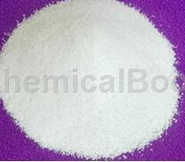 低铁硫酸铝粉末的用途和制备