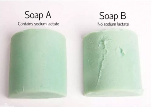 使用和未使用乳酸钠的2批肥皂对比