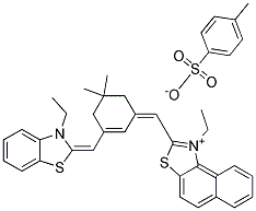 1-Ethyl-2-[(3-([3-ethyl-1,3-benzothiazol-2(3H)-ylidene]methyl)-5,5-dimethyl-2-cyclohexen-1-ylidene)methyl]naphtho[1,2-d][1,3]thiazol-1-ium 4-methylbenzenesulfonate 结构式