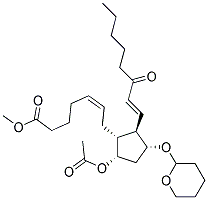 (Z)-7-[(1R,2R,3R,5S)-5-Acetoxy-2-((E)-3-oxo-oct-1-enyl)-3-(tetrahydro-pyran-2-yloxy)-cyclopentyl]-hept-5-enoic acid methyl ester 结构式