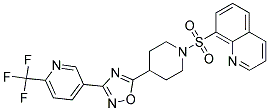 8-[(4-(3-[6-(TRIFLUOROMETHYL)PYRIDIN-3-YL]-1,2,4-OXADIAZOL-5-YL)PIPERIDIN-1-YL)SULFONYL]QUINOLINE 结构式