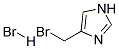 4-(Bromomethyl)-1H-imidazole HBr 结构式