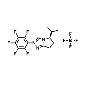 (R)-5-异丙基-2-(全氟苯基)-6,7-二氢-5H-吡咯并[2,1-c][1,2,4]三唑-2-鎓四氟硼酸盐