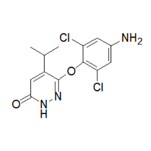 6-（4-氨基-2,6-二氯-苯氧基）-5-异丙基-2H-哒嗪-3-酮