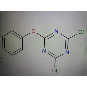 2，4-二氯-6-苯氧基-1，3，5-三嗪