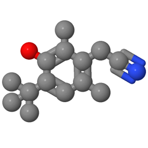 55699-10-0；3-羟基-4-(1,1-二甲基乙基)-2,6-二甲基苯乙腈