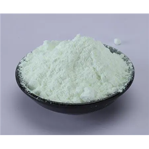 101-32-6；N,N-二(β-氯乙基)苄胺盐酸盐