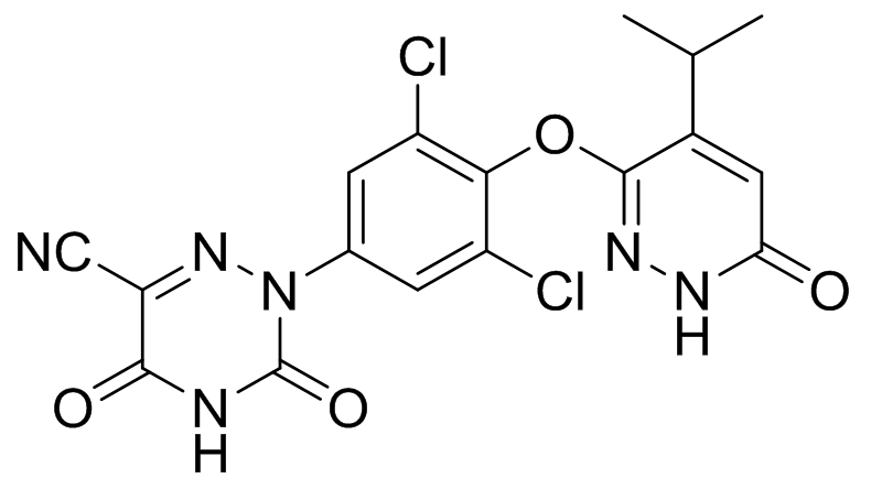 2-（3,5-二氯-4-（（4-異丙基-6-氧代-1,6-二氫噠嗪-3-基）氧基）苯基）-3,5-二氧代-2,3,4,5-四氫-1,2,4-三嗪-6-甲腈,2-(3,5-dichloro-4-((4-isopropyl-6-oxo-1,6-dihydropyridazin-3-yl)oxy)phenyl)-3,5-dioxo-2,3,4,5-tetrahydro-1,2,4-triazine-6-carbonitrile