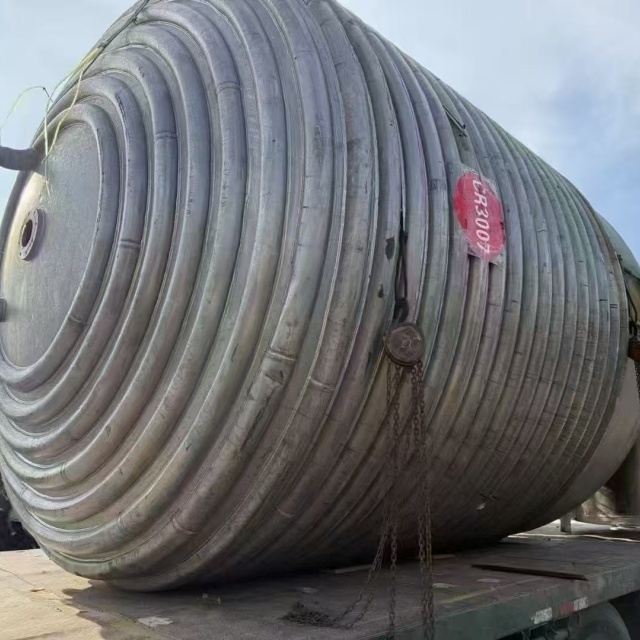 不銹鋼儲罐在不同環(huán)境下的適應能力,cubic stainless steel storage tank