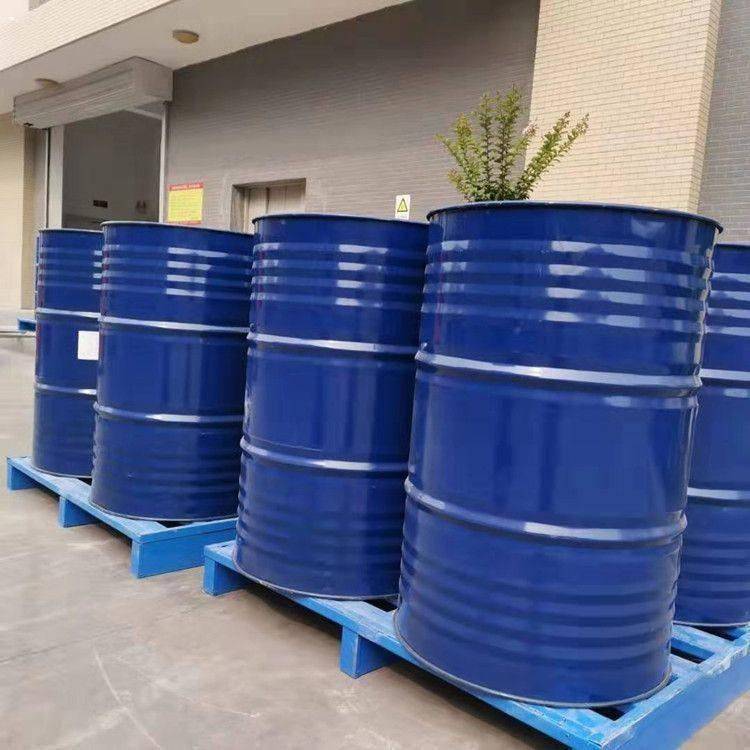 特戊酰氯,Trimethylacetyl chloride